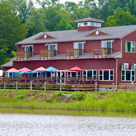 Hotel Surry Seafood Company Extérieur photo