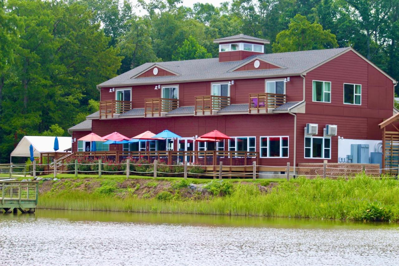 Hotel Surry Seafood Company Extérieur photo