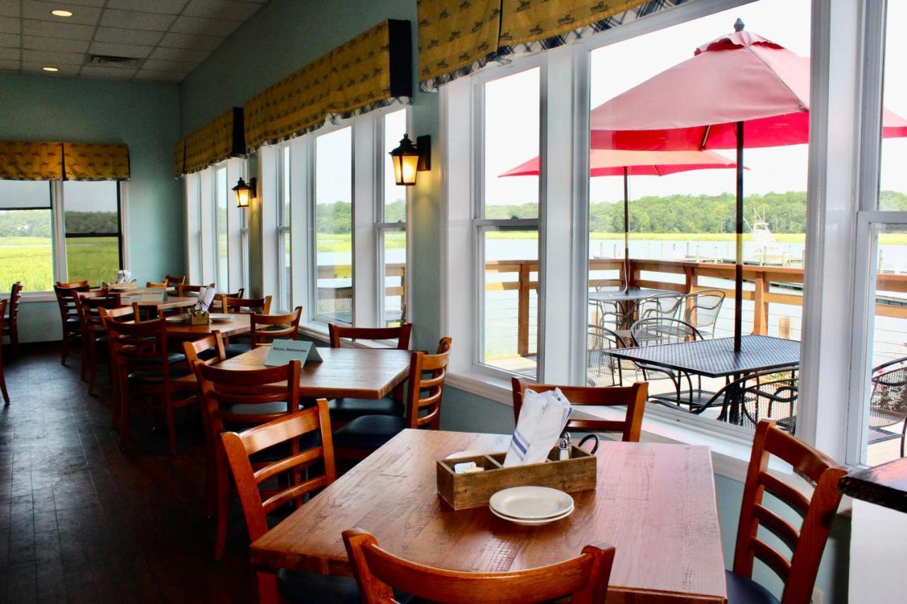 Hotel Surry Seafood Company Extérieur photo